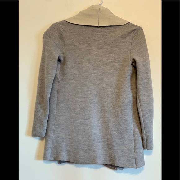 Aritzia Babaton Beekman Soft Grey/White Open Cardigan - Picture 3 of 6